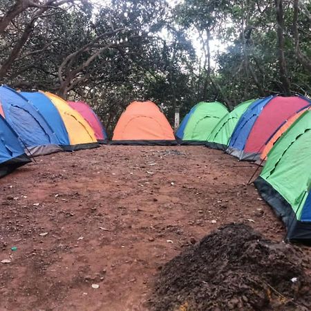Hotel Hilltone Veg Non Veg Matheran Exteriér fotografie